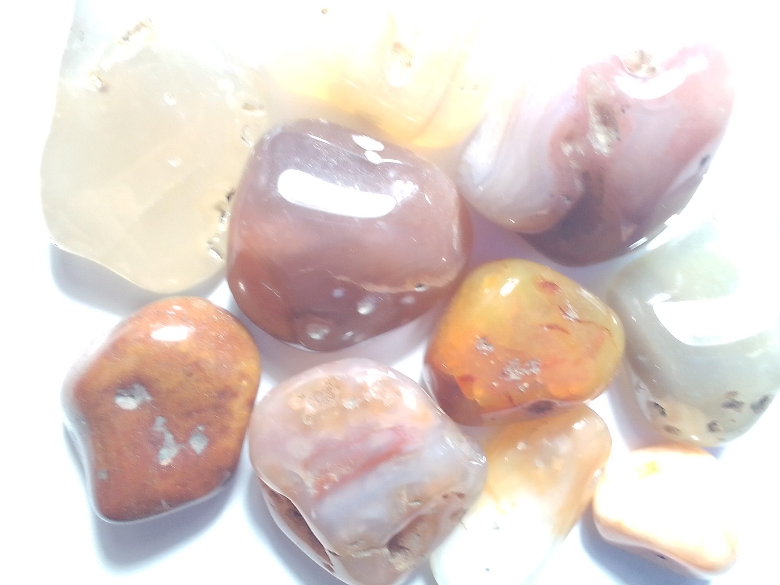 Agate Tumbled stone (Orange/Yellow/Pink/White)