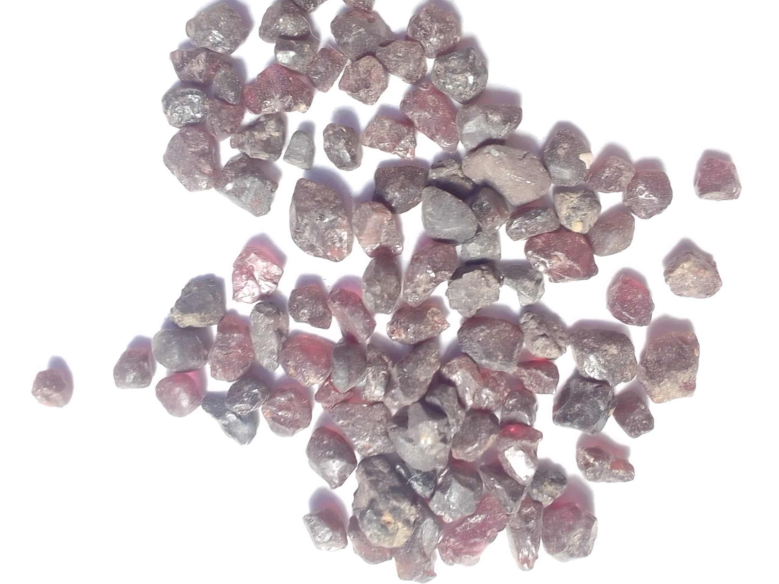 Garnet Rough Stone x-small A Grade